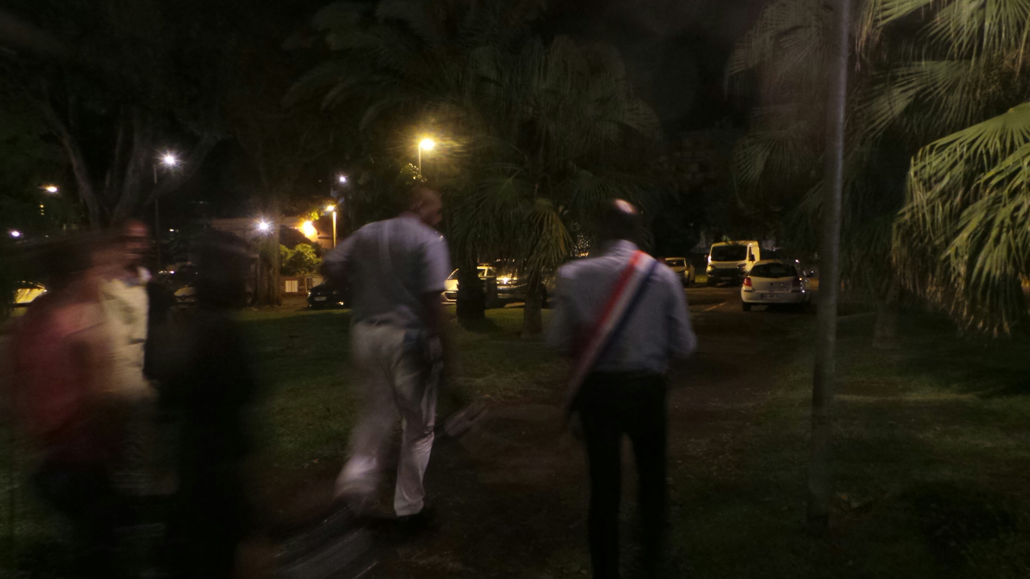 Thierry Robert stoppe sa grève de la faim au milieu de la nuit