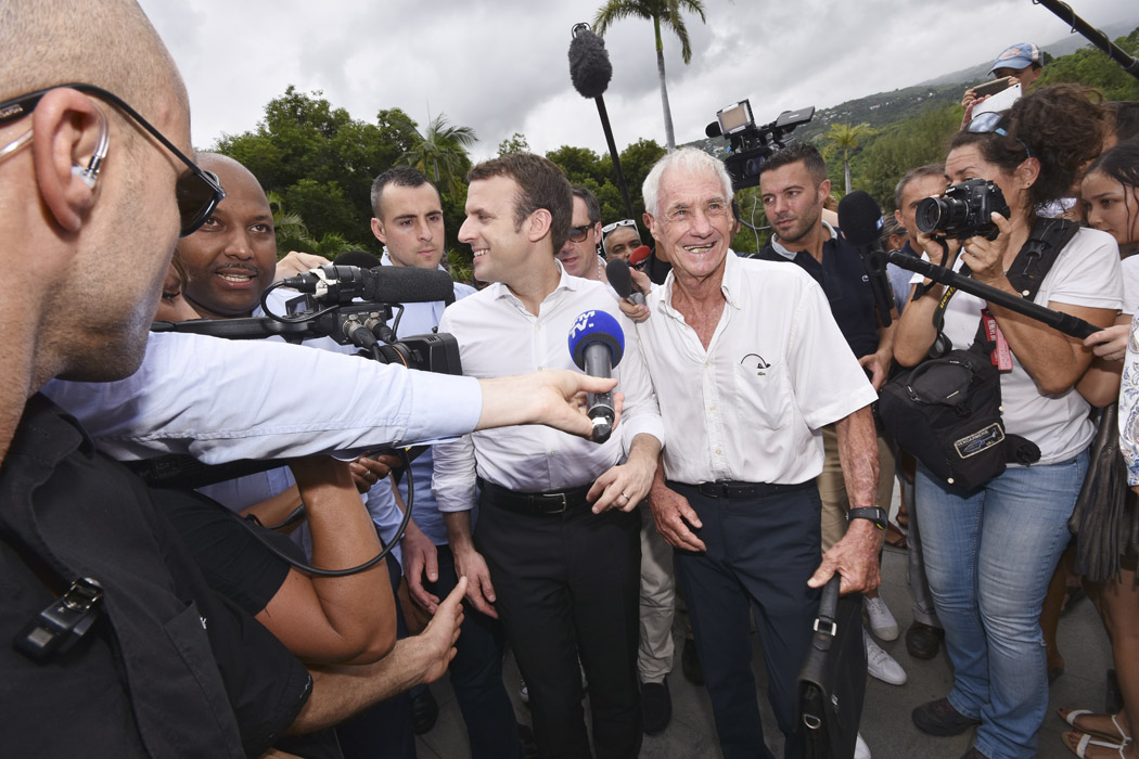 [Retour Images] Emmanuel Macron en terrain conquis à Saint-Leu