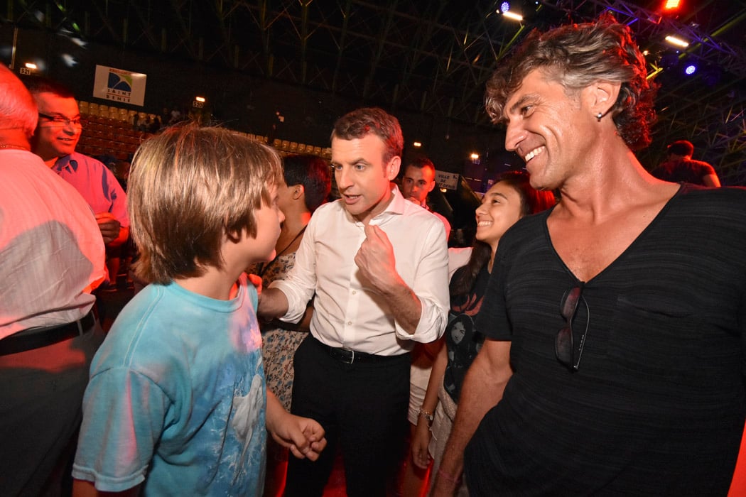 [Retour Images] Le vrai-faux meeting de Macron