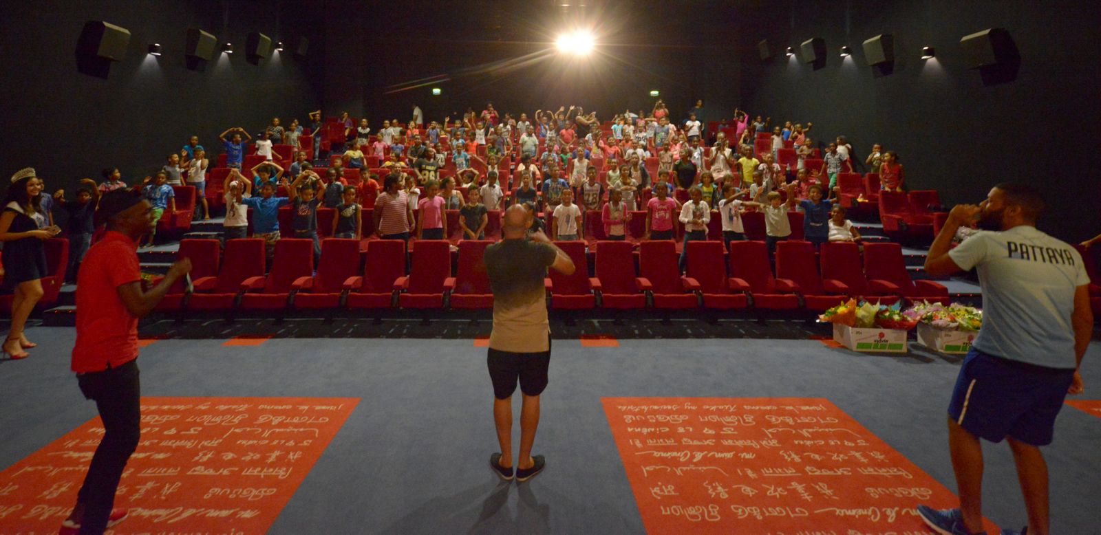 Tapis rouge à Ciné Cambaie pour les marmailles de