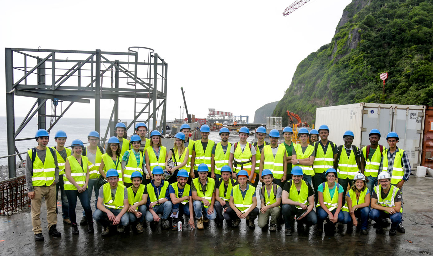 Retour en images : visite de la Nouvelle Route du Littoral par les étudiants au Centre des Hautes Etudes de la Construction