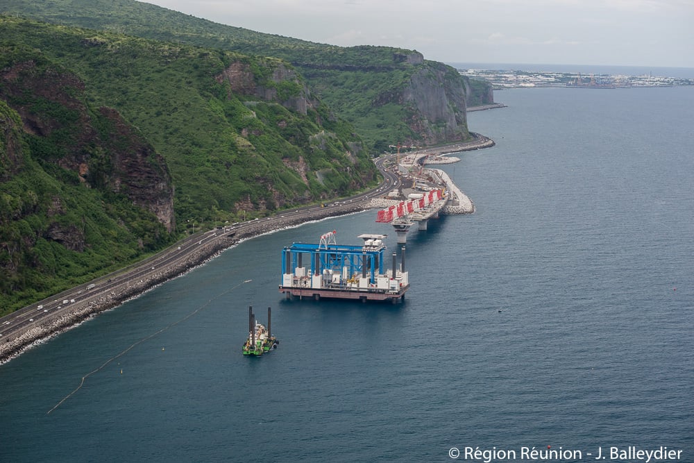 Retour en images : La Nouvelle Route du Littoral vue du ciel