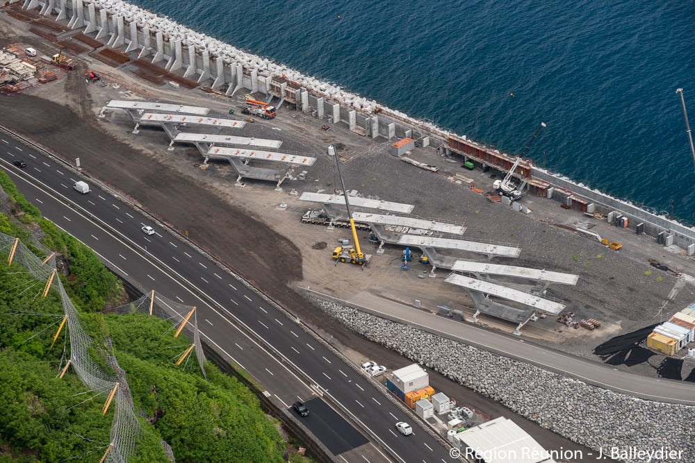 Retour en images : La Nouvelle Route du Littoral vue du ciel