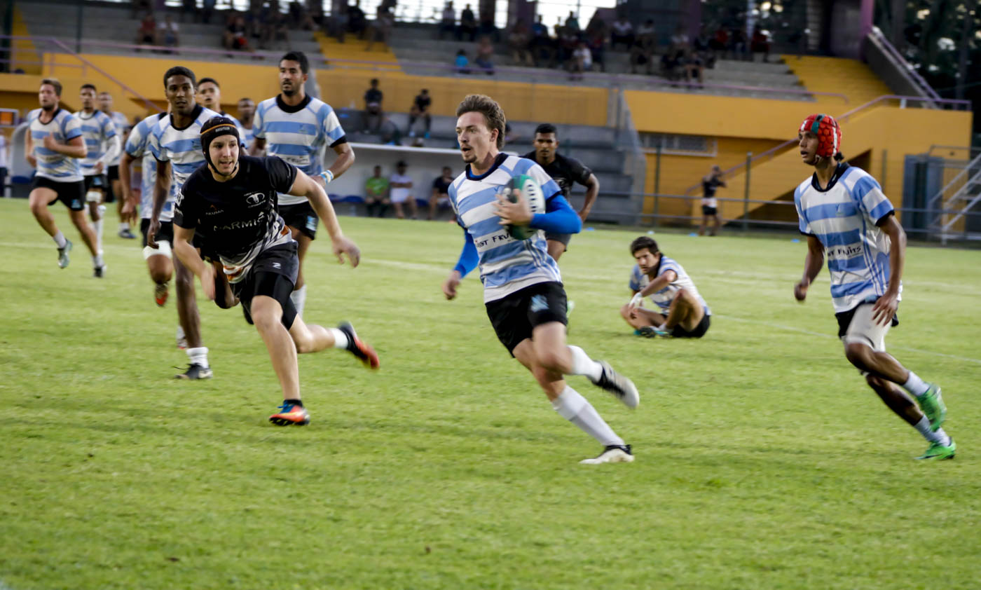 Retour en images sur le tournoi de rugby de la CCOI au Stade Lambrakis du Port