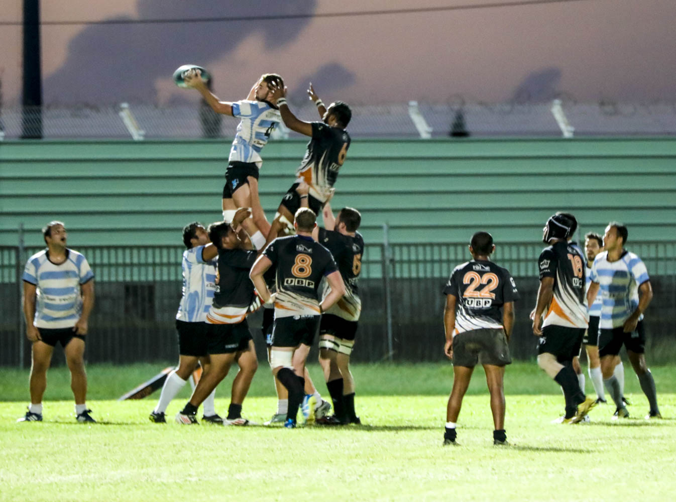 Retour en images sur le tournoi de rugby de la CCOI au Stade Lambrakis du Port