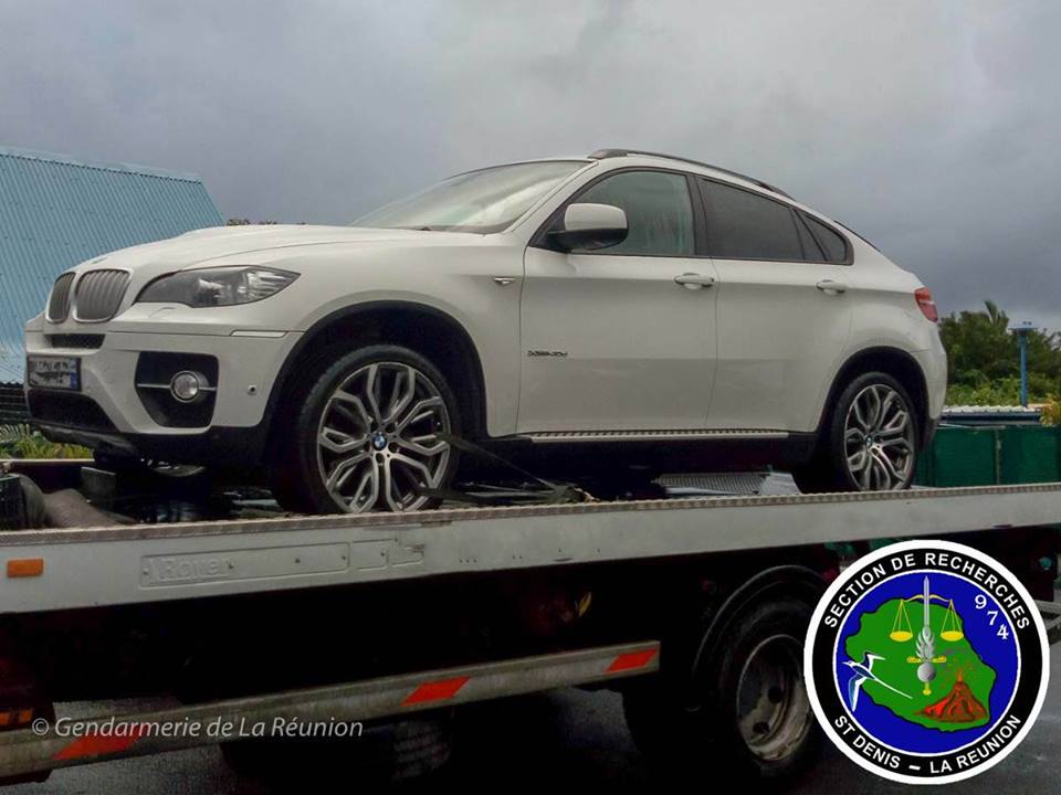St-André : Les gendarmes saisissent 120.000€ et 5 véhicules de luxe