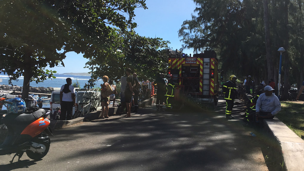 4 bateaux prennent feu dans le port de St-Leu