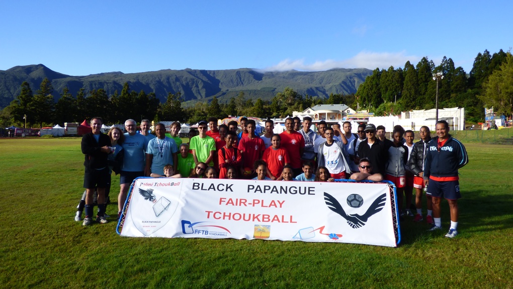 Le Palmi Tchoukball vainqueur du tournoi de la Plaine des Palmistes