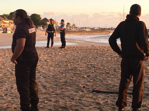 Drame de la mer à St-Gilles: 2 morts, un disparu, les recherches aériennes stoppées