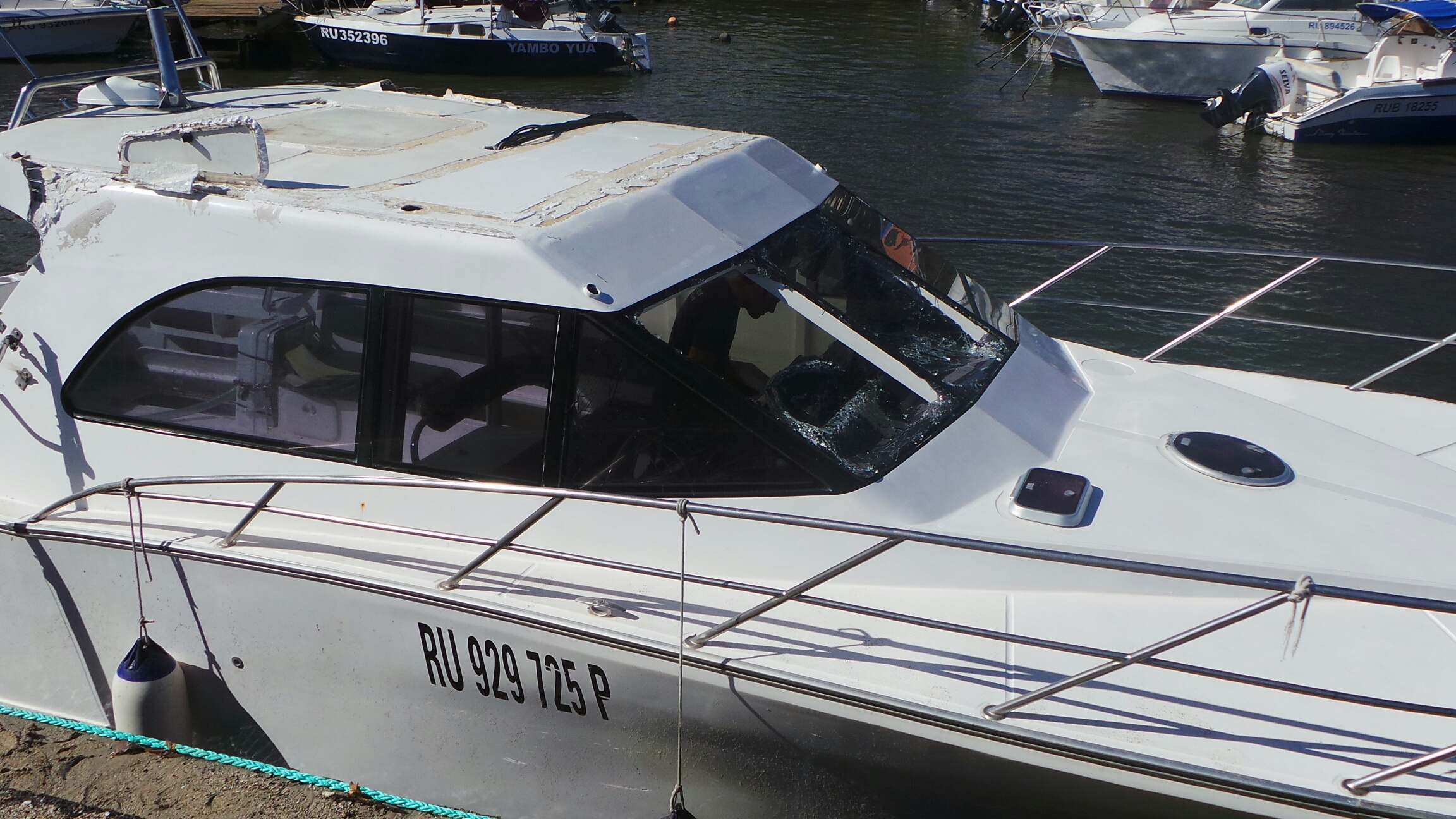 Bateau chaviré: Les gendarmes inspectent le Maeva 4