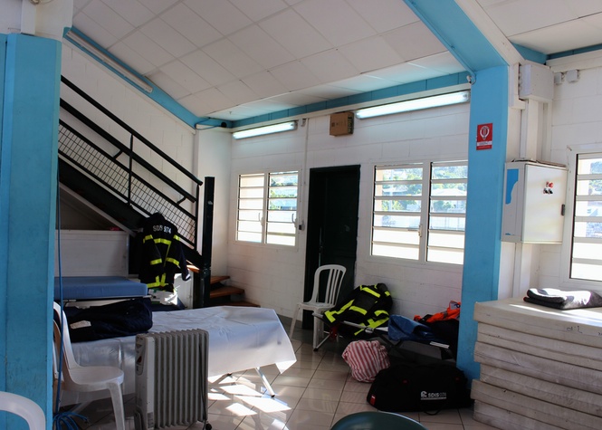 Les pompiers du Tampon trouvent refuge dans le stade Klébert Picard