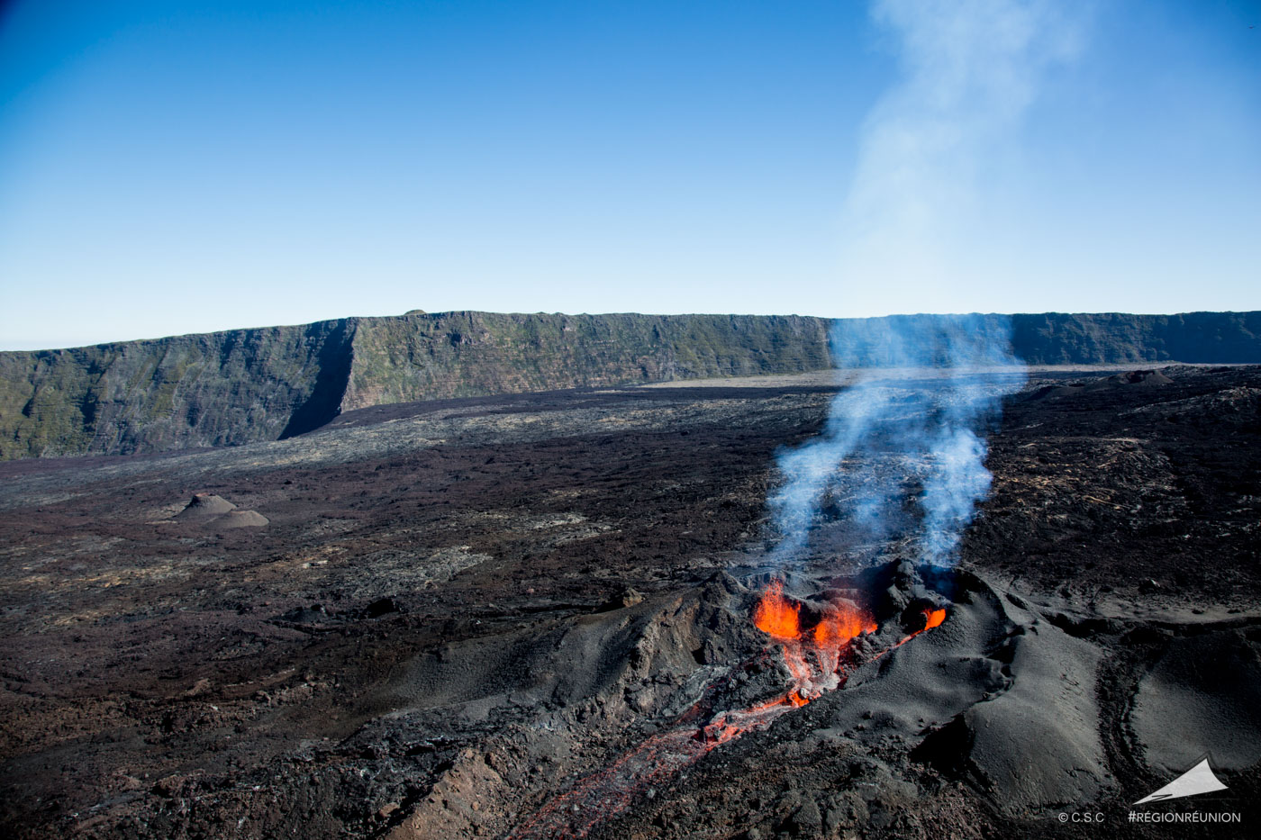Retour en images sur l’éruption du Piton de la Fournaise