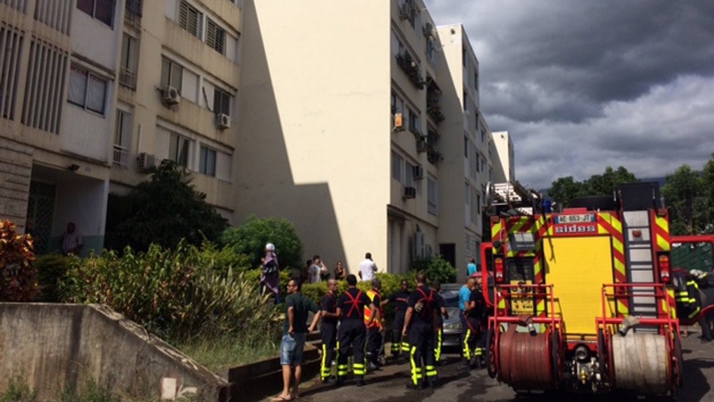 Incendie d'appartement au Chaudron : Les marmailles jouaient avec des allumettes