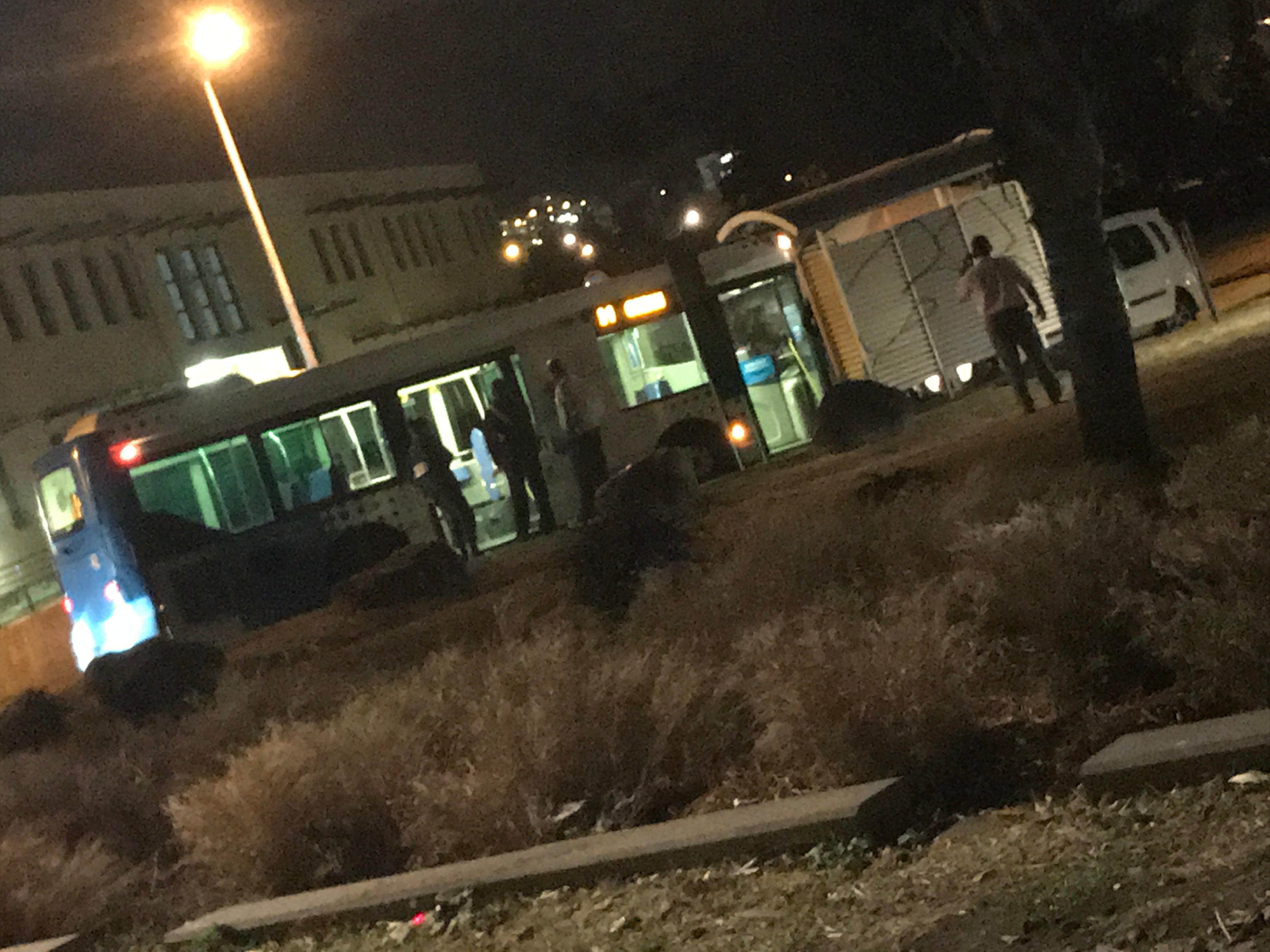 Vitres brisées pour un bus Citalis à Saint-Denis