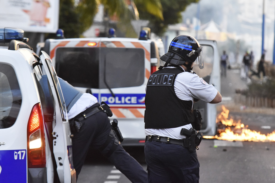 [Photos] Chaudron: Les forces de l'ordre reculent devant les manifestants