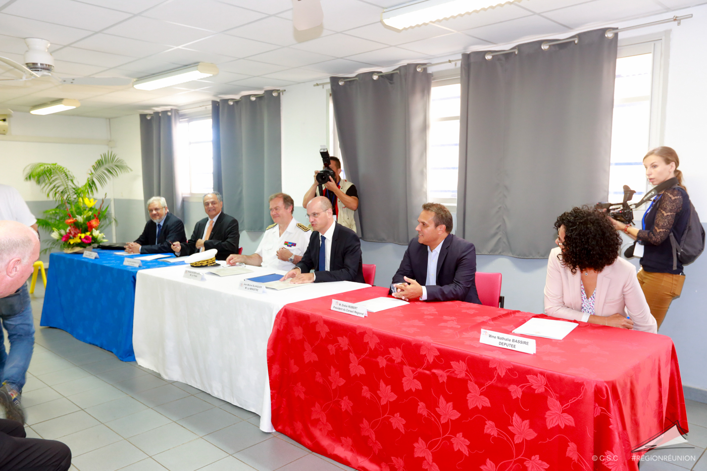 Retour en images : Visite du Lycée de Bellepierre par le Ministre de l'Éducation Nationale