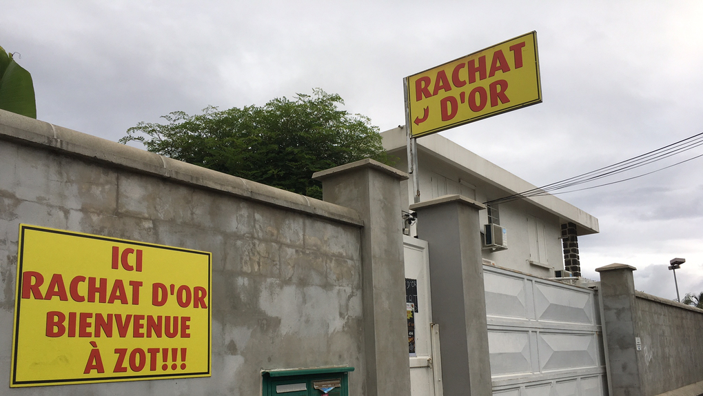 Une boutique de rachat d’or braquée à Saint-Louis