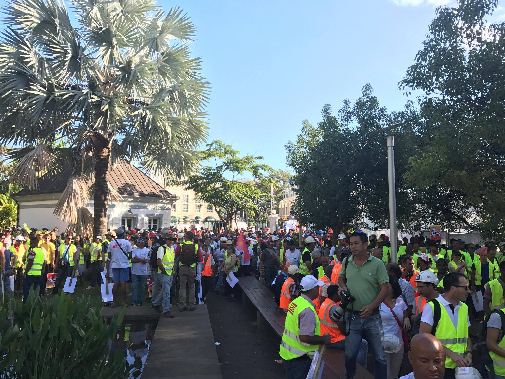 [EN DIRECT] Le BTP dans la rue