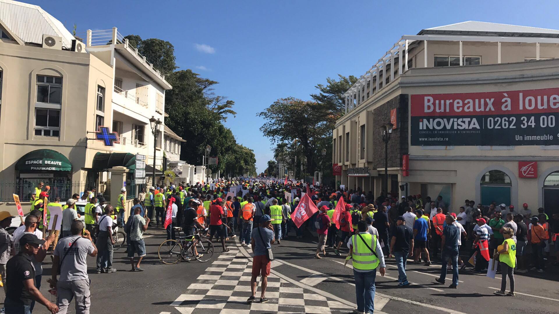 [EN DIRECT] Le BTP dans la rue
