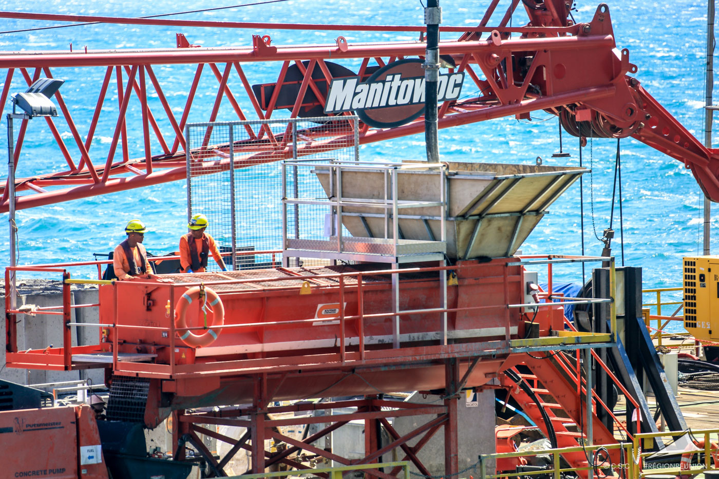 NRL : le bétonnage de la pile 32 en photos