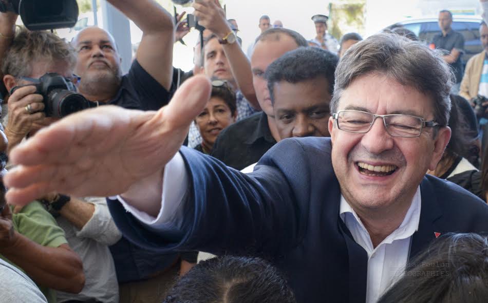 Retour en images sur l'arrivée de Jean-Luc Mélenchon à La Réunion