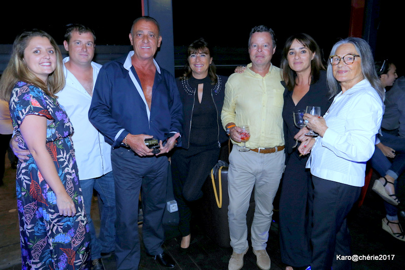 Inauguration d'un nouveau Resto-Bar-Night Club, le Vinyl Club