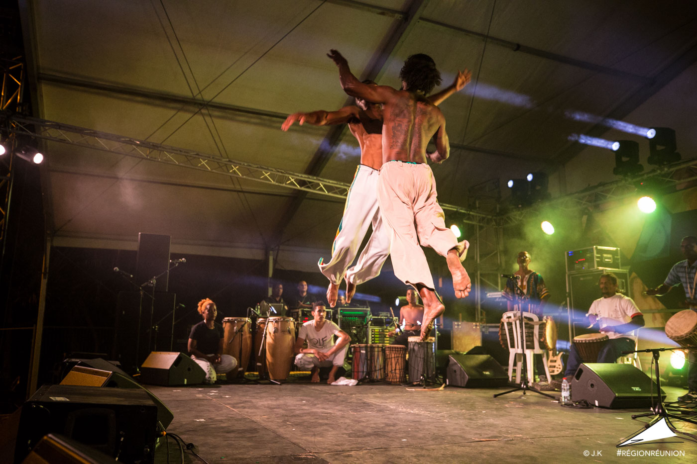 Fête du Maloya : L’ambiance au Colosse