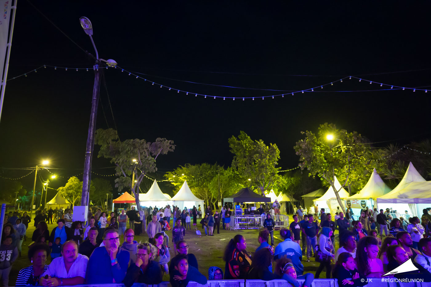 Fête du Maloya : L’ambiance au Colosse