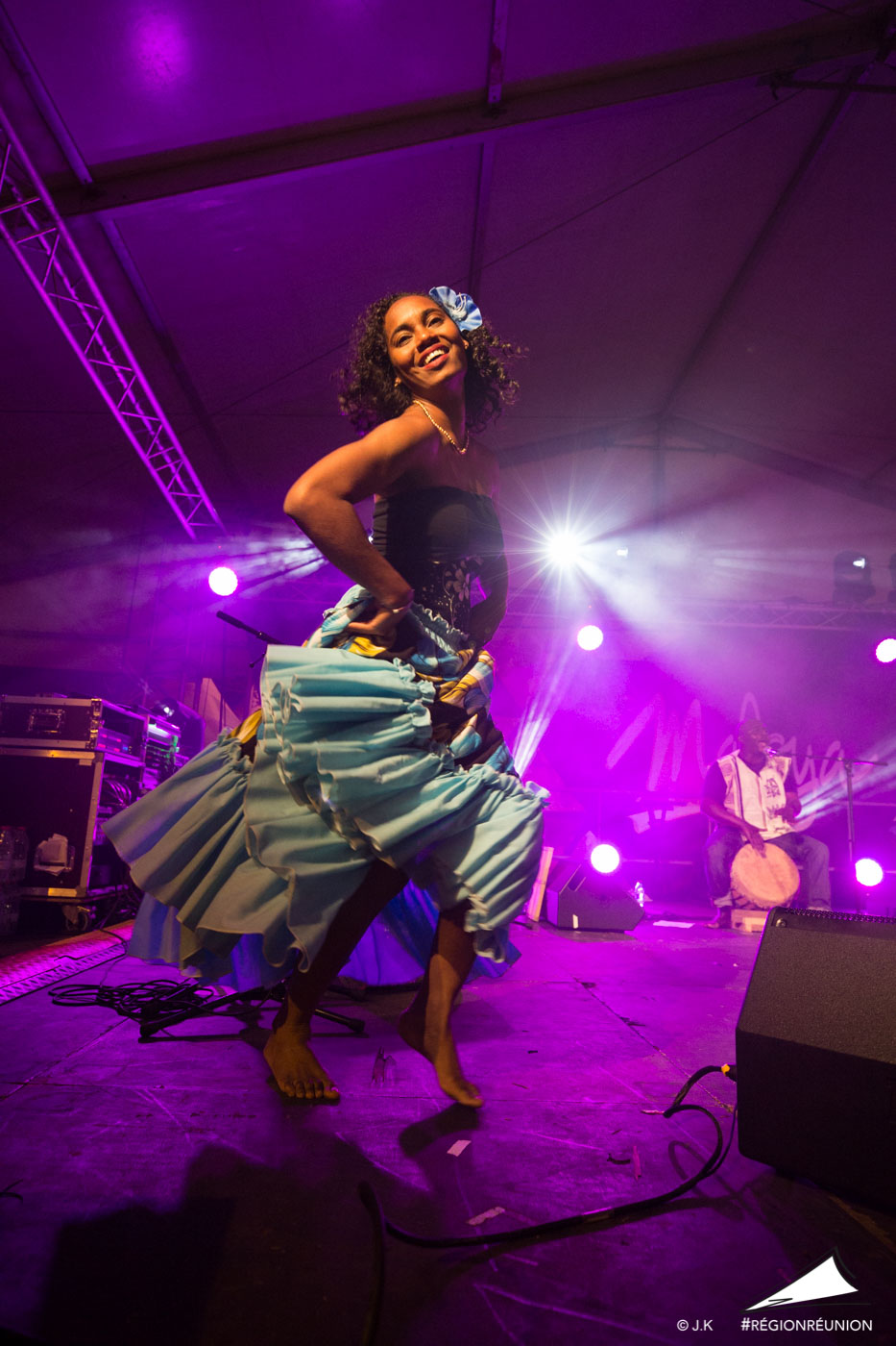 Fête du Maloya : L’ambiance au Colosse