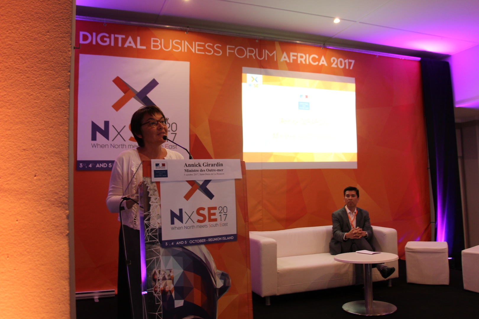 Annick Girardin au salon de NxSE: