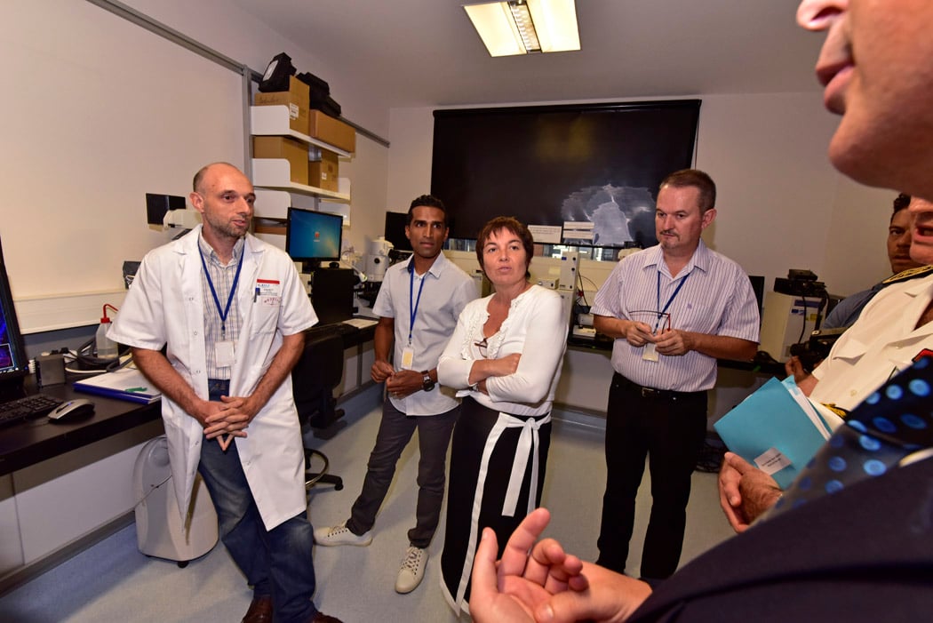 Annick Girardin salue l'excellence réunionnaise de la recherche médicale