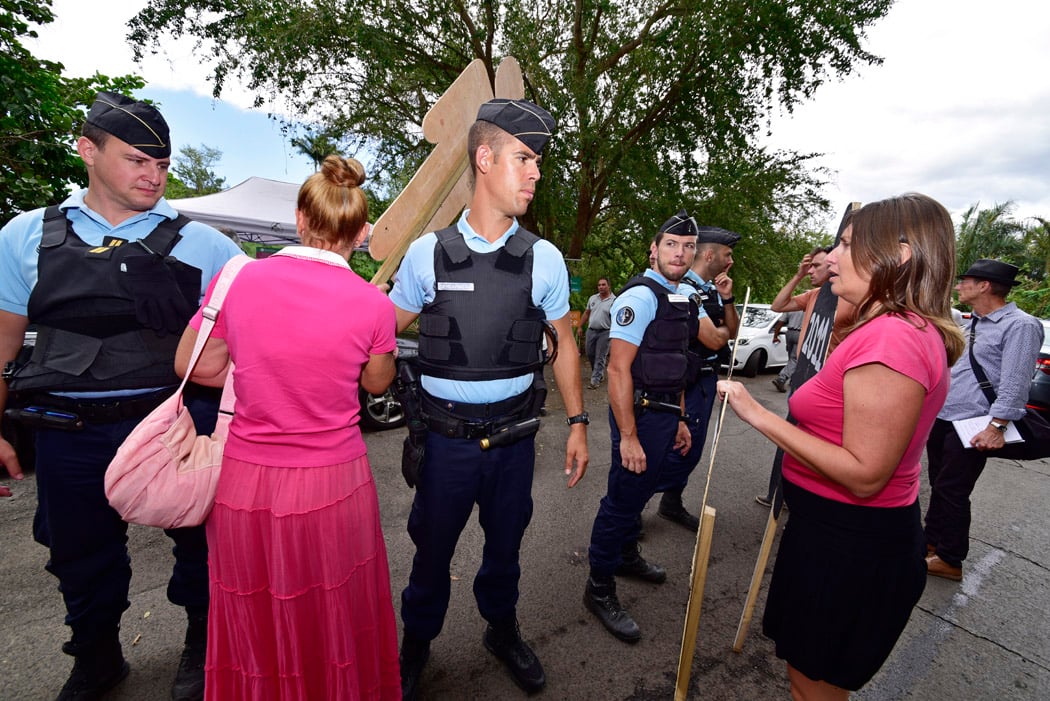 [PHOTOS] Avant Mafate, Annick Girardin en visite à l'Etang Saint-Paul
