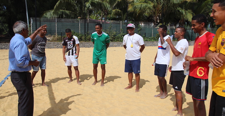 Franc succès pour la matinée découverte du Beach soccer