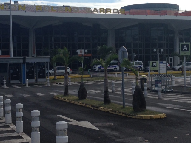[Photos] Colis suspect : L'aéroport totalement paralysé 