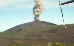 Le Piton de la Fournaise en éruption (réactualisé)