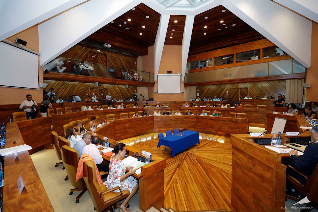 Retour en images sur l'assemblée plénière de la Région Réunion