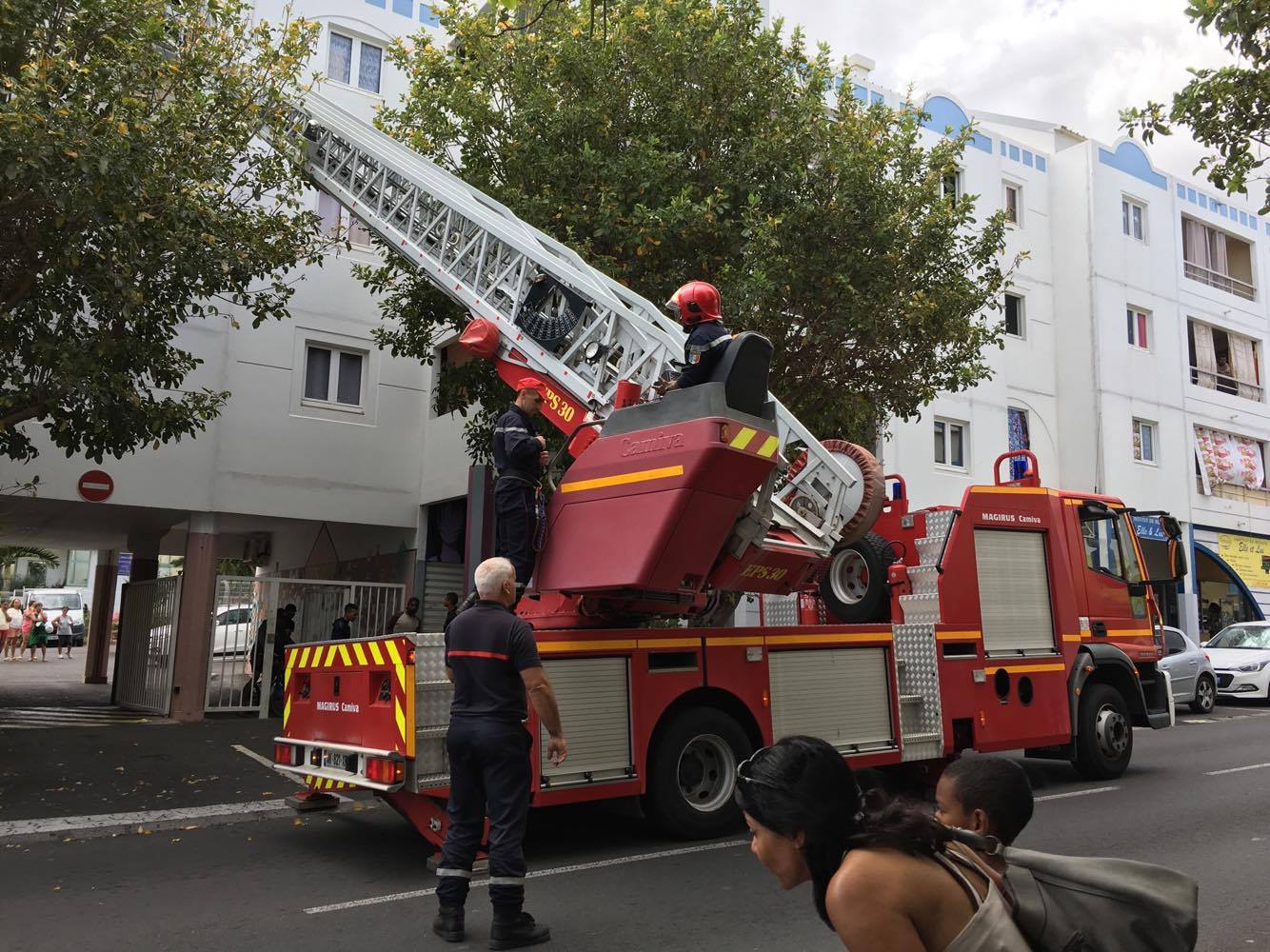 Intervention des pompiers à Plateau-Caillou pour une 