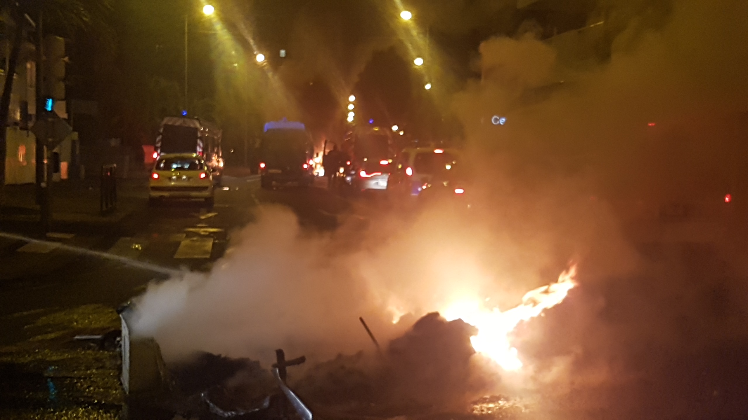 Tension maximum entre jeunes et forces de l'ordre au Port