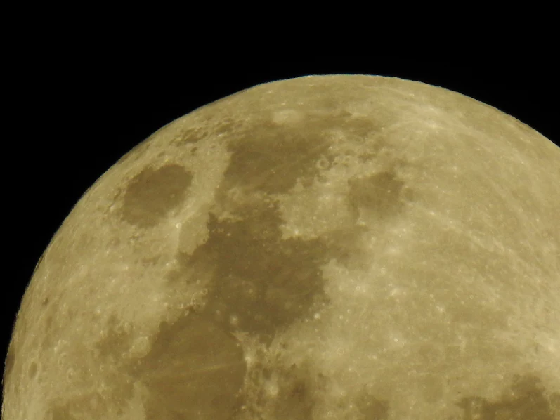[PHOTOS/VIDÉO] La super lune se donne en spectacle