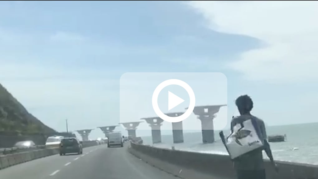 Attention aux ... piétons sur la route du littoral