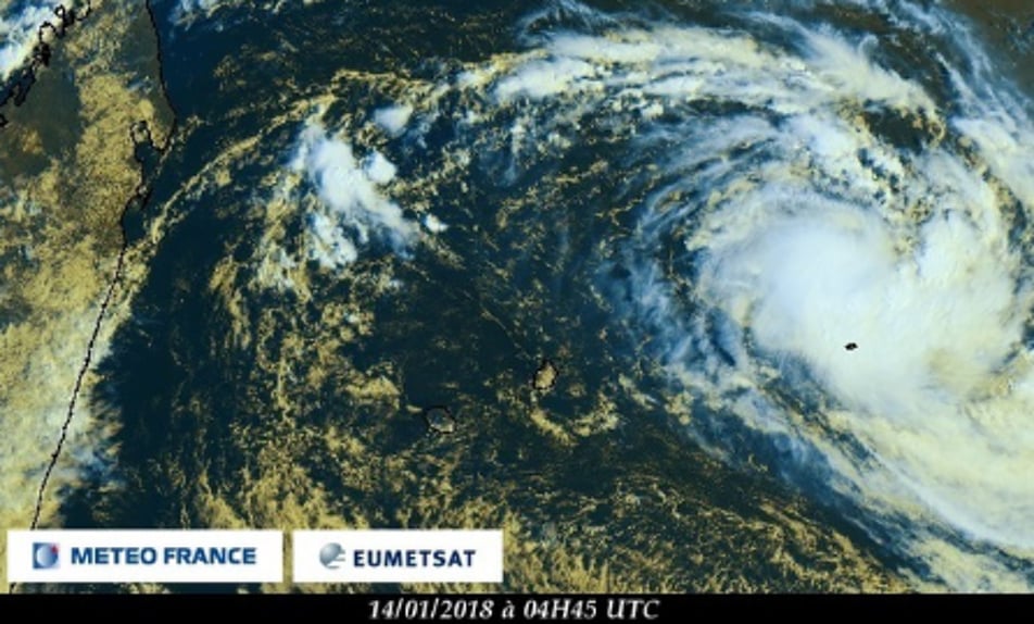 La tempête Berguitta à 840 km de La Réunion à 10H