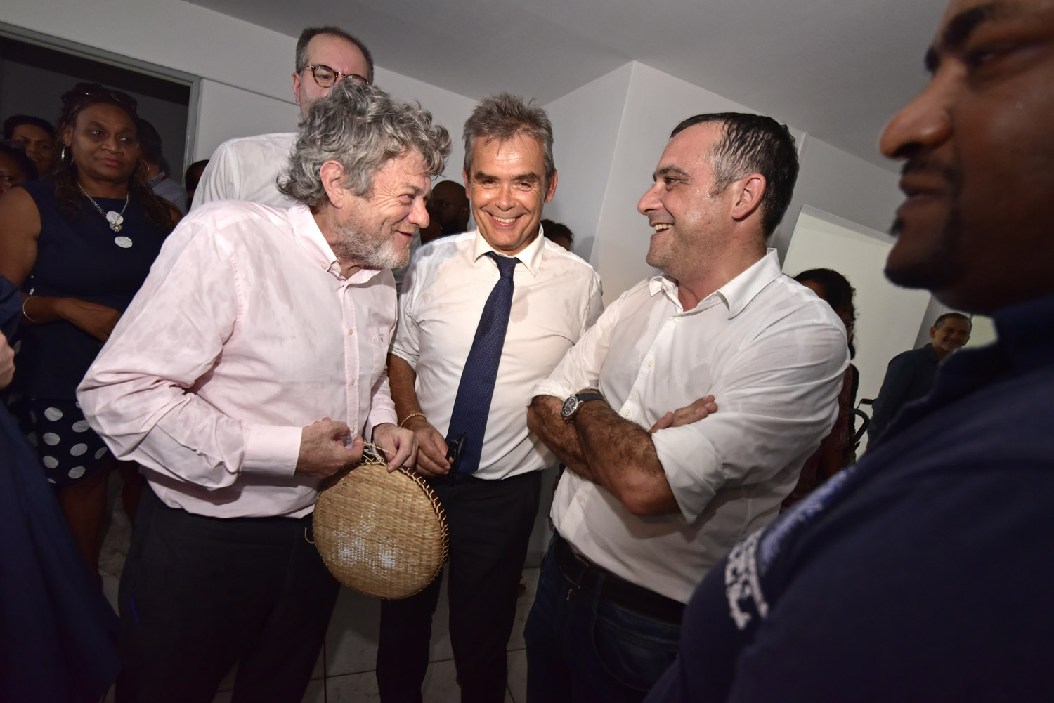 Le Port : Jean-Louis Borloo visite les zones urbaines prioritaires