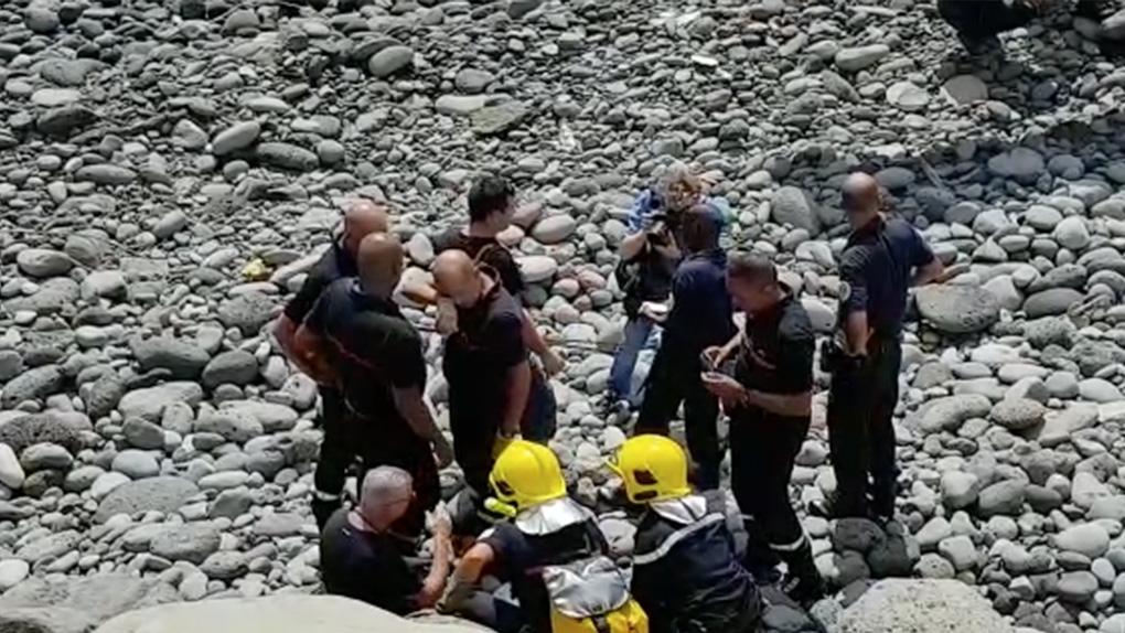 St-Denis : Un ULM atterrit d'urgence sur le front de mer