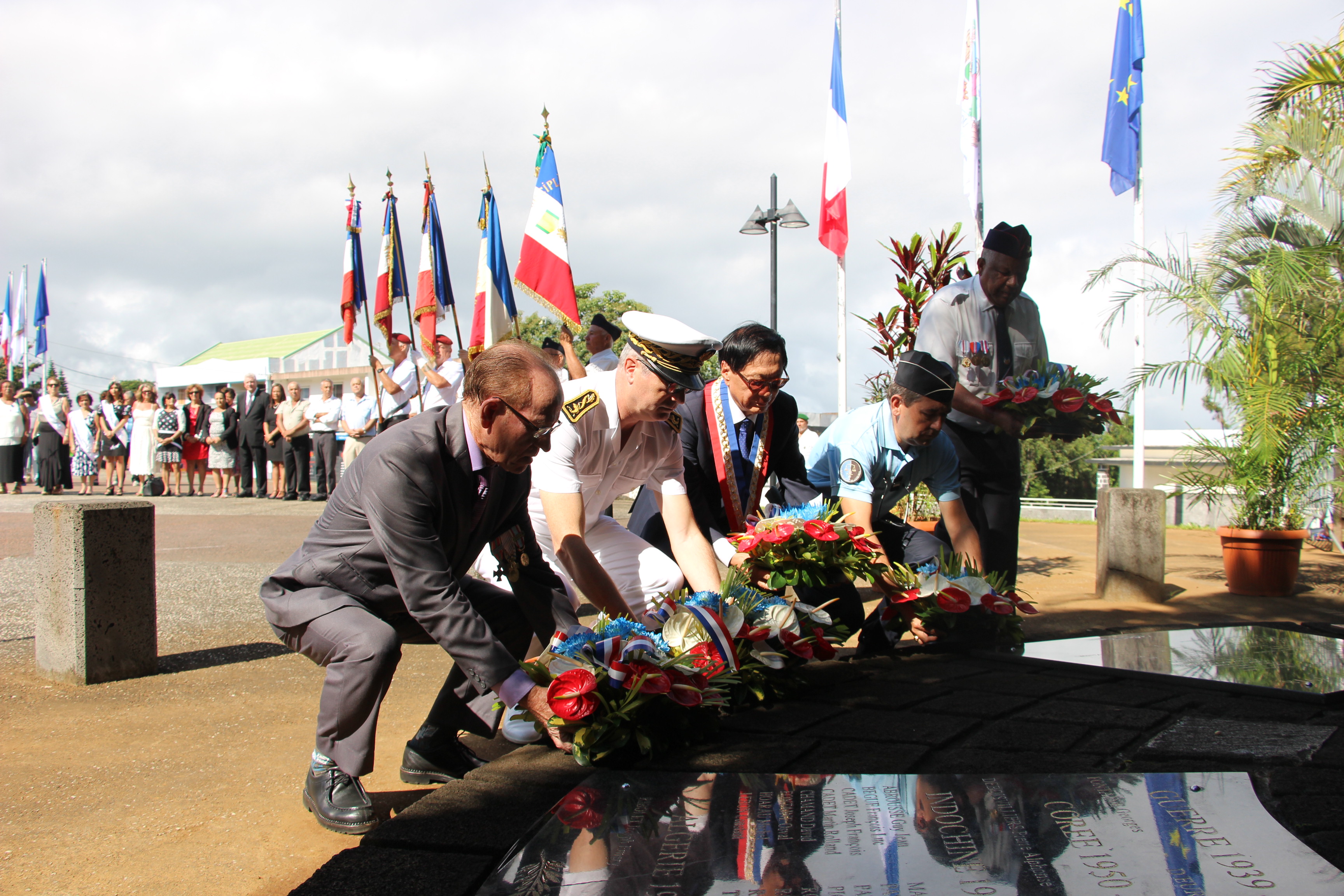 Hommage aux victimes et héros de la Déportation