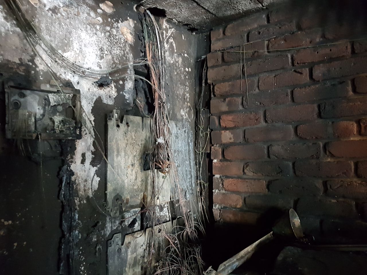 Un incendie frappe le bar-restaurant Apotheek à Saint-Denis