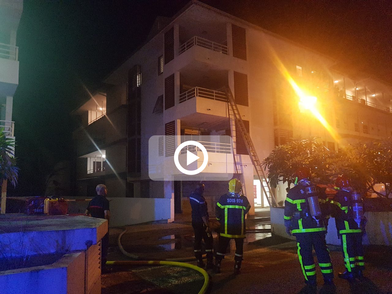 Un appartement prend feu dans le Bas de la Rivière