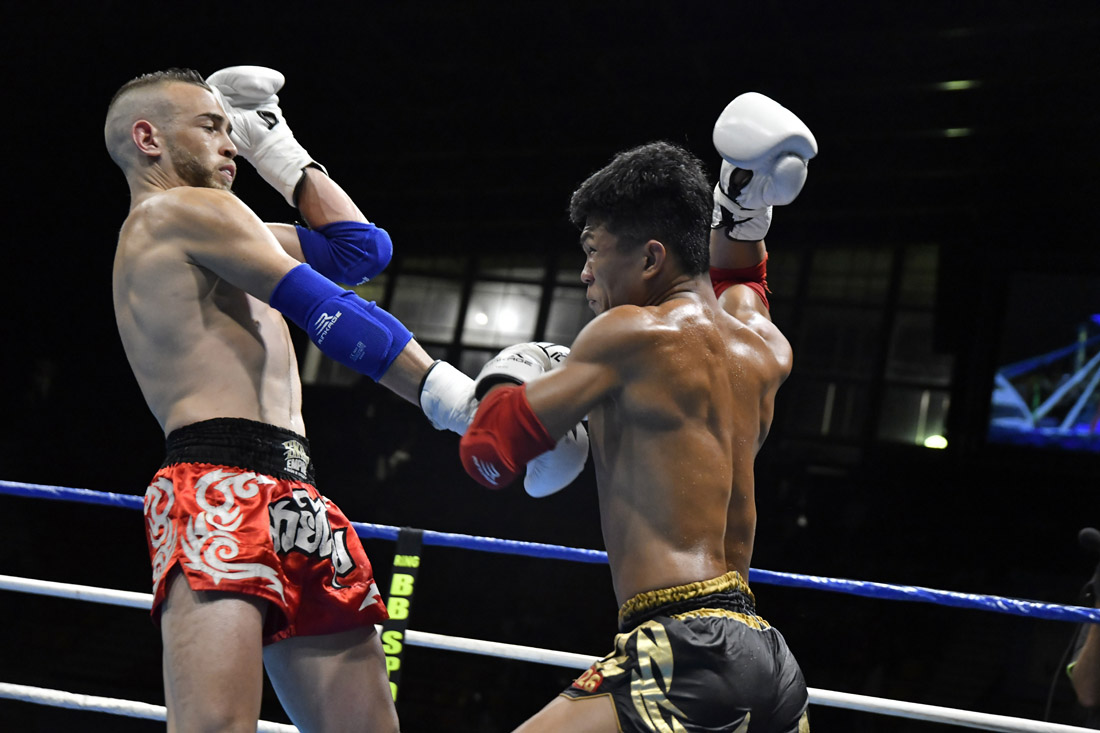 [PHOTOS/VIDEOS] Xtrem Fight Dionysien: Le public en a pris plein les yeux !