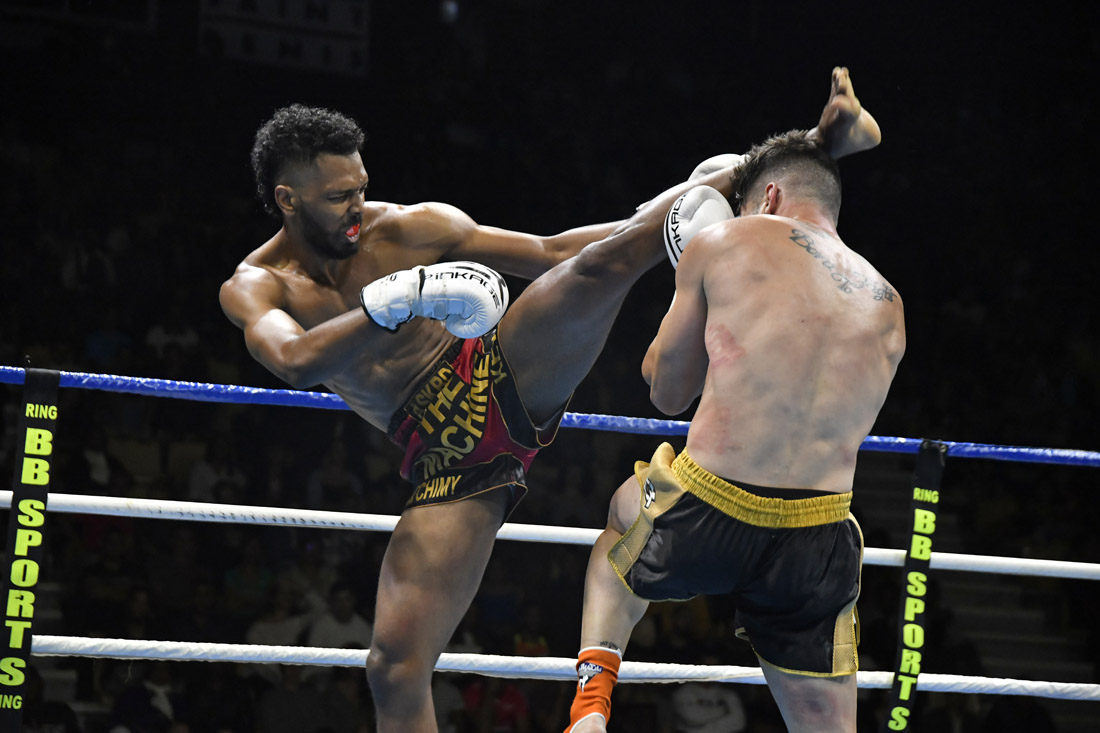 [PHOTOS/VIDEOS] Xtrem Fight Dionysien: Le public en a pris plein les yeux !