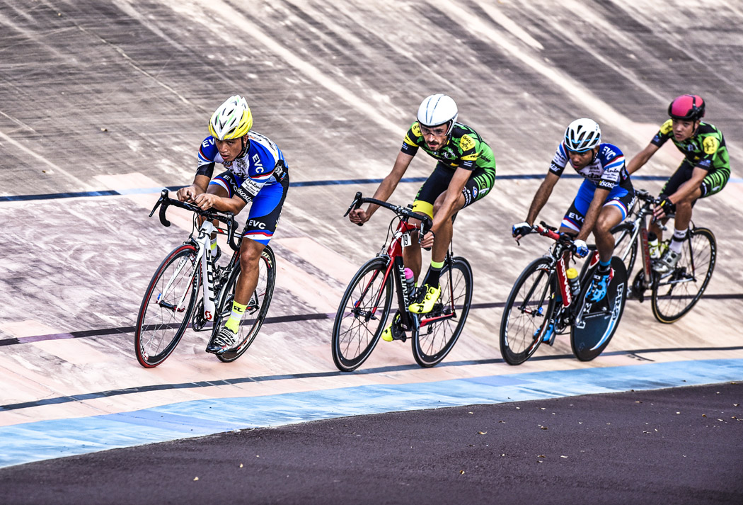 EN IMAGES: Prologue du tour cycliste 2018
