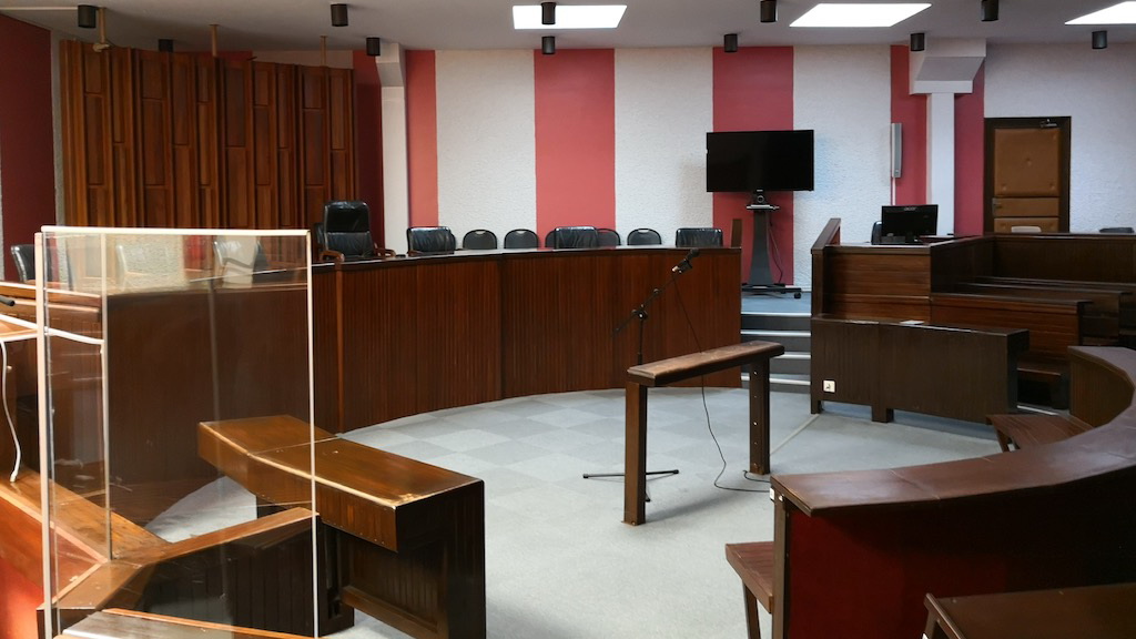 ?? Justice, il blesse au couteau son ex devant la crèche, 7 ans de prison